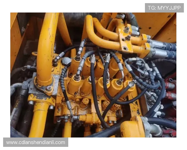 挖掘机分配阀内部截流槽设计